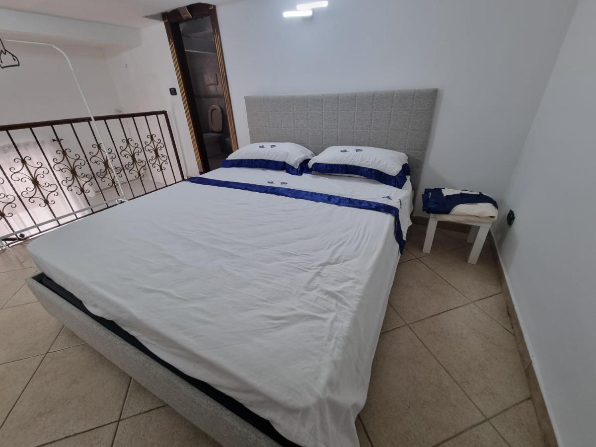 B&B Casa Наполи Екстериор снимка